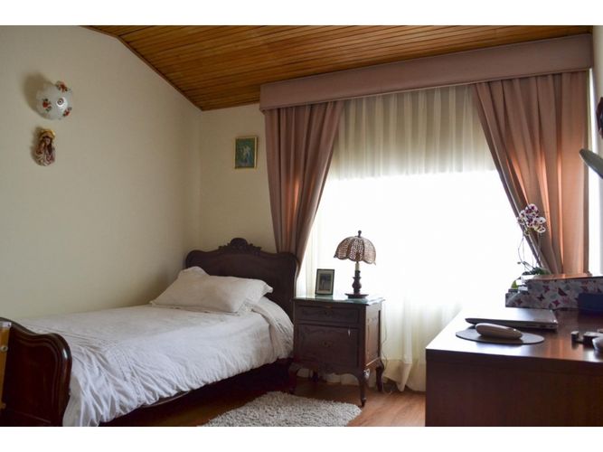 Casa de 4 alcobas en venta en Pontevedra, Bogotá, 287 m² · foto 10 de 23