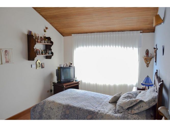 Casa de 4 alcobas en venta en Pontevedra, Bogotá, 287 m² · foto 19 de 23