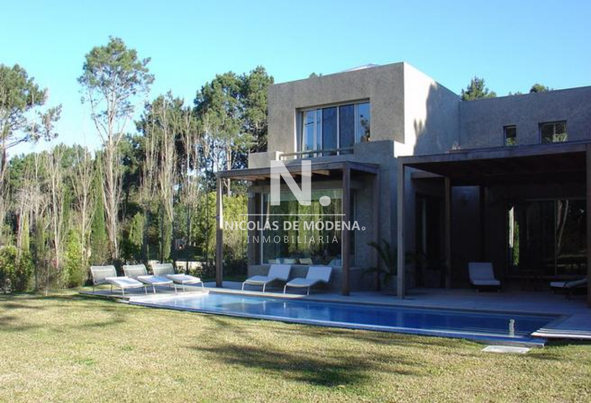 Casa en Alquiler · Foto 2