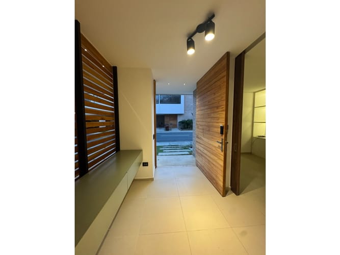 Casa de 4 alcobas en venta en Pance, Cali, 1000 m² · foto 2 de 24