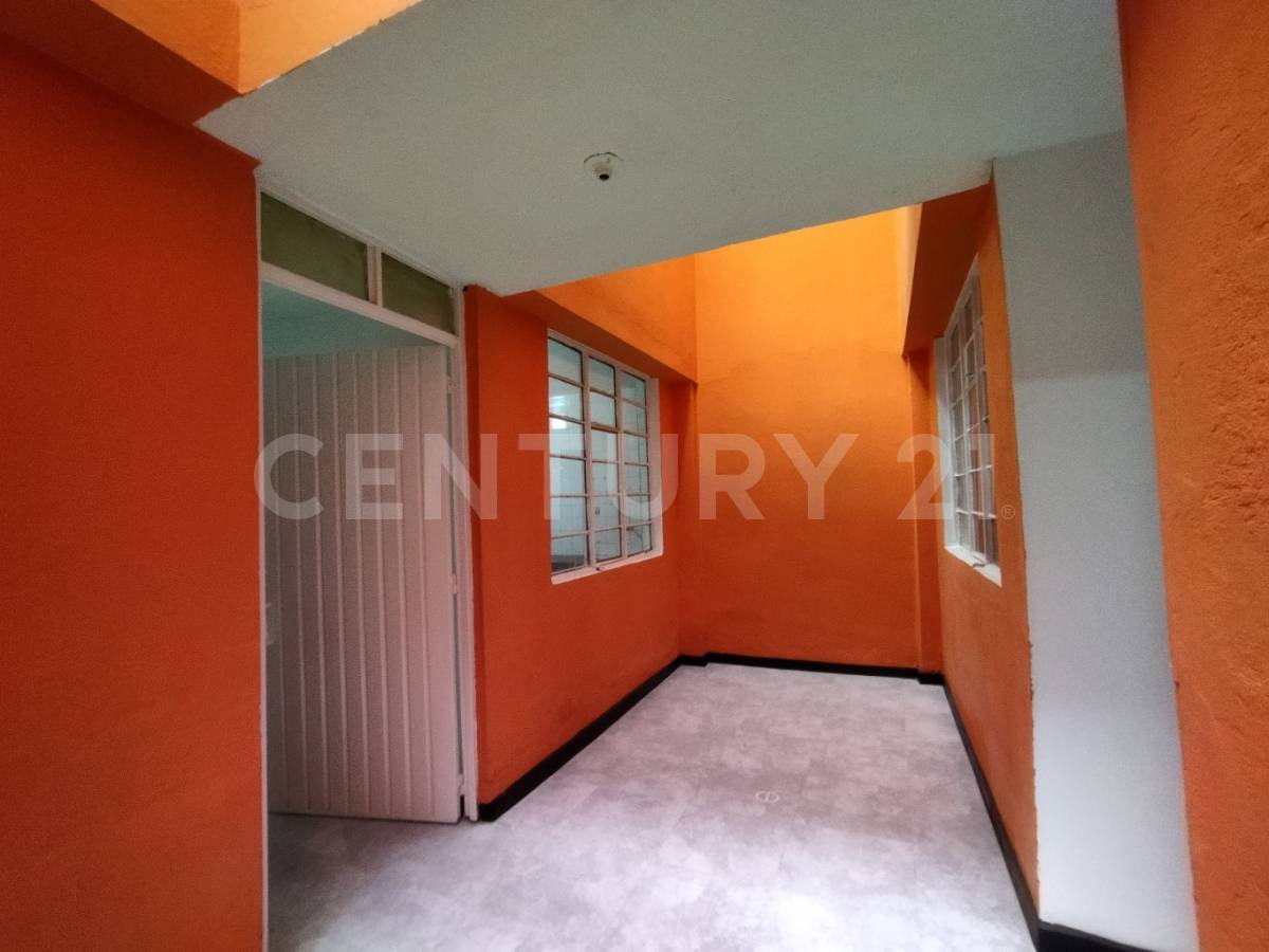 Casa en venta en Alamos, Bogotá · foto 6 de 23