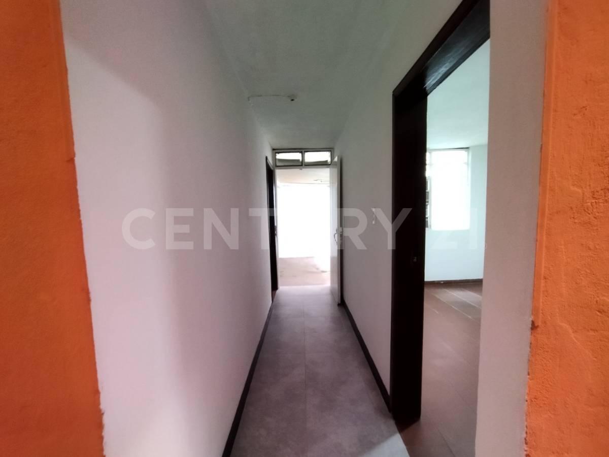Casa en venta en Alamos, Bogotá · foto 7 de 23
