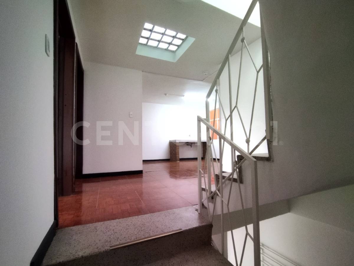 Casa en venta en Alamos, Bogotá · foto 12 de 23