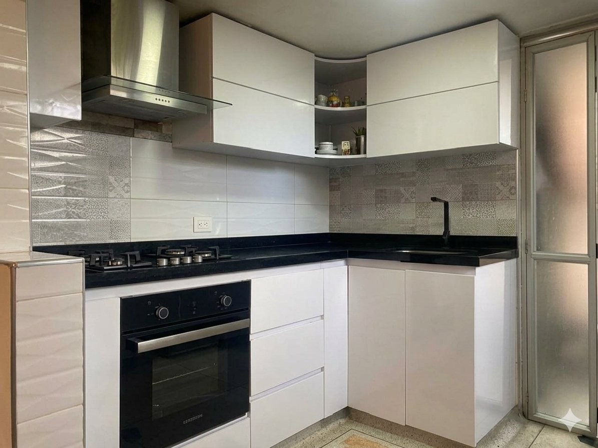 Casa en venta en Portales Del Norte, Bogotá · foto 8 de 24