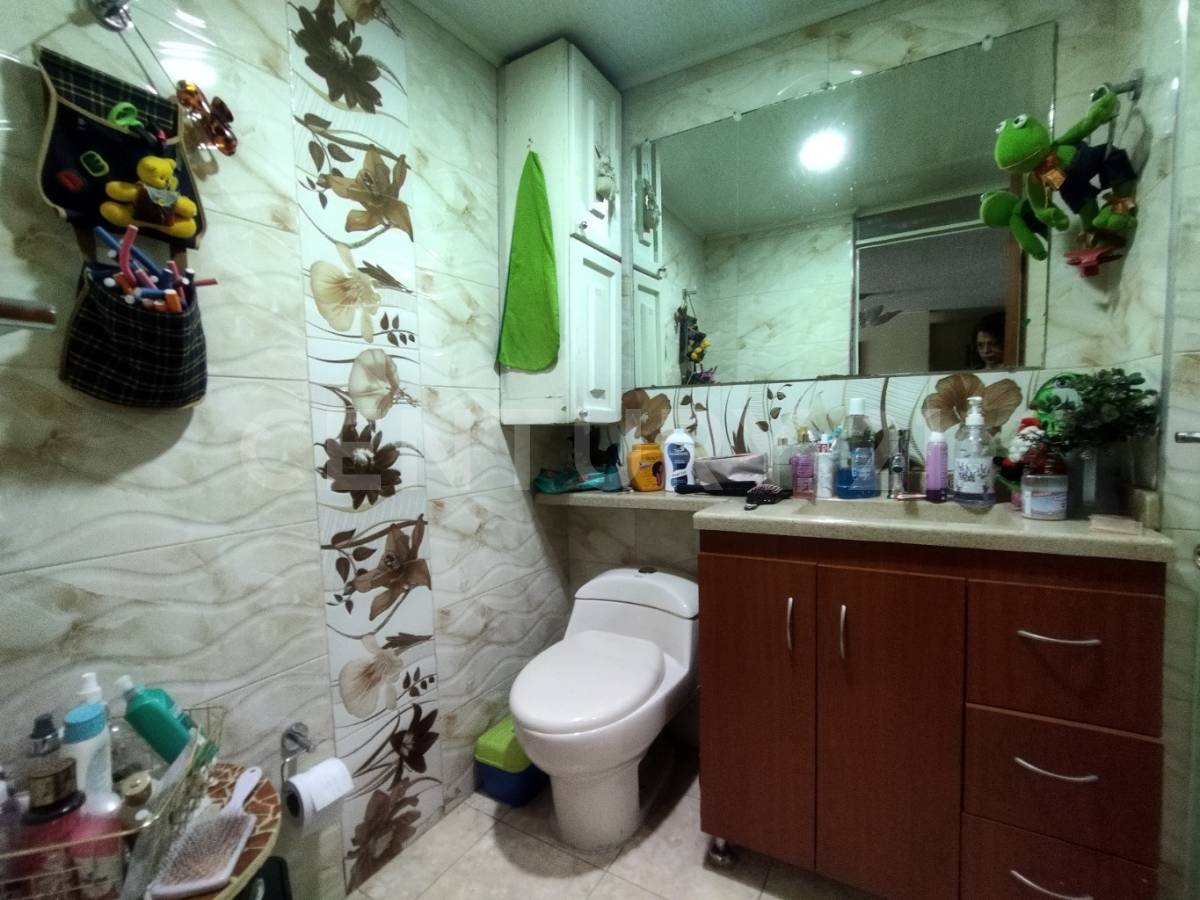 Apartamento en venta en Normandia, Bogotá · foto 8 de 19