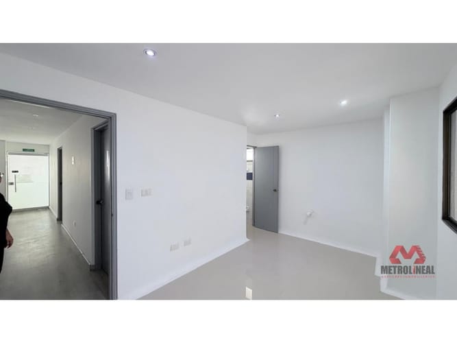 Consultorio en arriendo en Bocagrande, Cartagena, 15 m² · foto 4 de 6