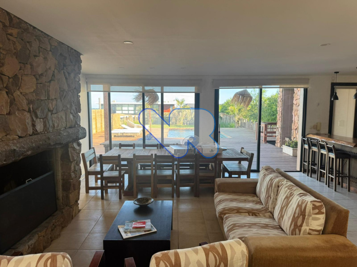 Casa en Alquiler · Foto 2