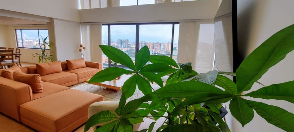Apartamento de 5 alcobas en venta en Colina Campestre, Bogotá, 339 m² · foto 2 de 24