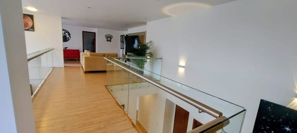 Apartamento de 5 alcobas en venta en Colina Campestre, Bogotá, 339 m² · foto 21 de 24