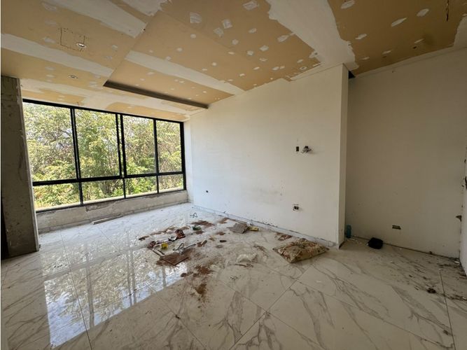 Casa de 4 alcobas en venta en Las Mercedes, Jamundí, 320 m² · foto 3 de 24