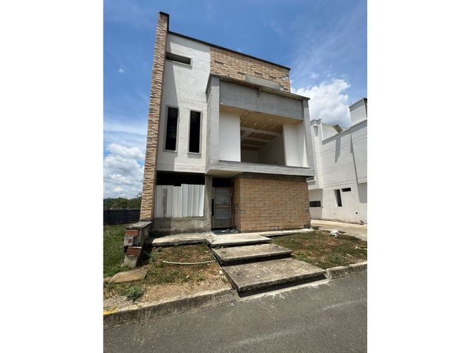 Casa de 4 alcobas en venta en Las Mercedes, Jamundí, 320 m² · foto 6 de 24