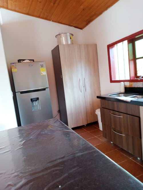 Casa de 3 alcobas en venta en Ricaurte, 350 m² · foto 4 de 15