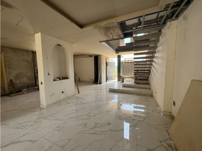 Casa de 4 alcobas en venta en Las Mercedes, Jamundí, 320 m² · foto 16 de 24