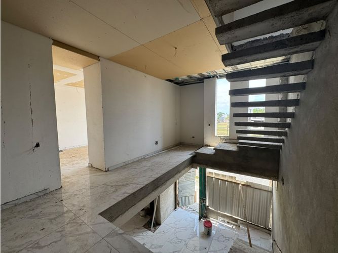 Casa de 4 alcobas en venta en Las Mercedes, Jamundí, 320 m² · foto 23 de 24