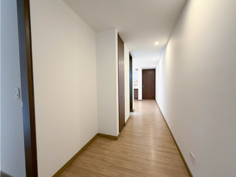 Apartamento en venta en El Chico, Bogotá · foto 10 de 18