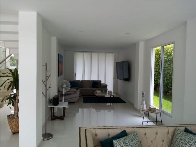 Casa de 5 alcobas en venta en Las Mercedes, Jamundí, 400 m² · foto 18 de 20