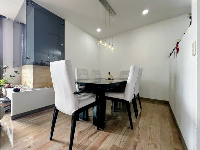 Apartamento de 3 alcobas en venta en Molinos Norte, Bogotá, 133 m² · foto 3 de 20