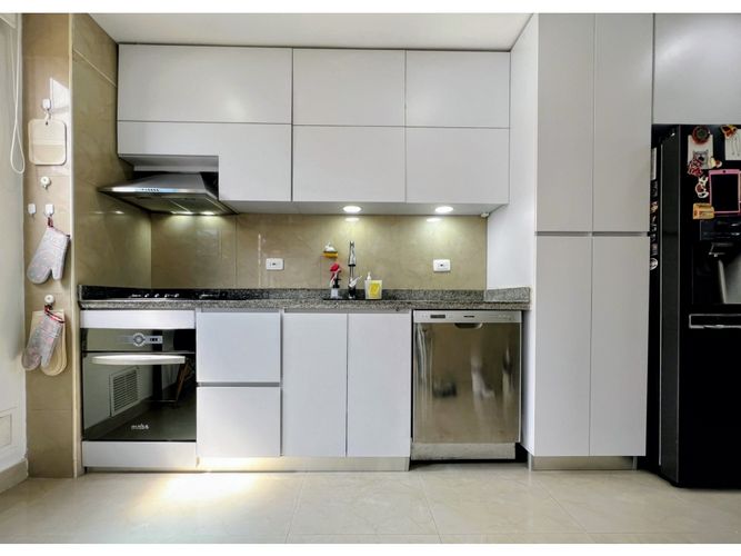 Apartamento de 3 alcobas en venta en Molinos Norte, Bogotá, 133 m² · foto 6 de 20
