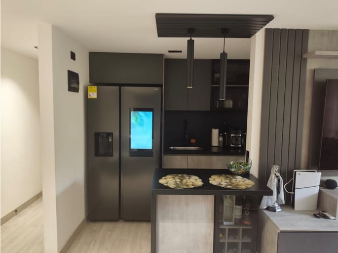 Apartamento de 3 alcobas en venta en Calasanz, Medellín, 86 m² · foto 3 de 24