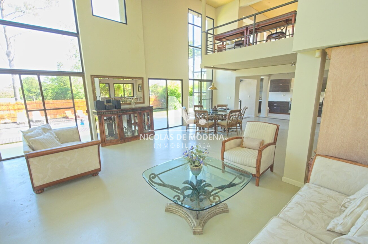 Casa en Alquiler · Foto 4