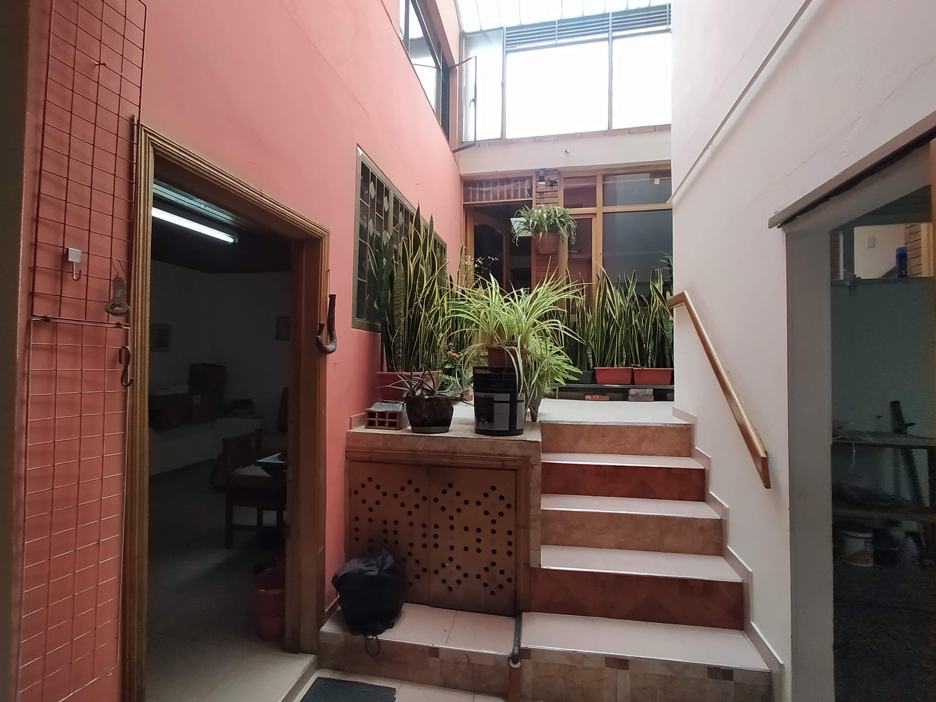 Casa en venta en Las Lomas, Bogotá · foto 2 de 24