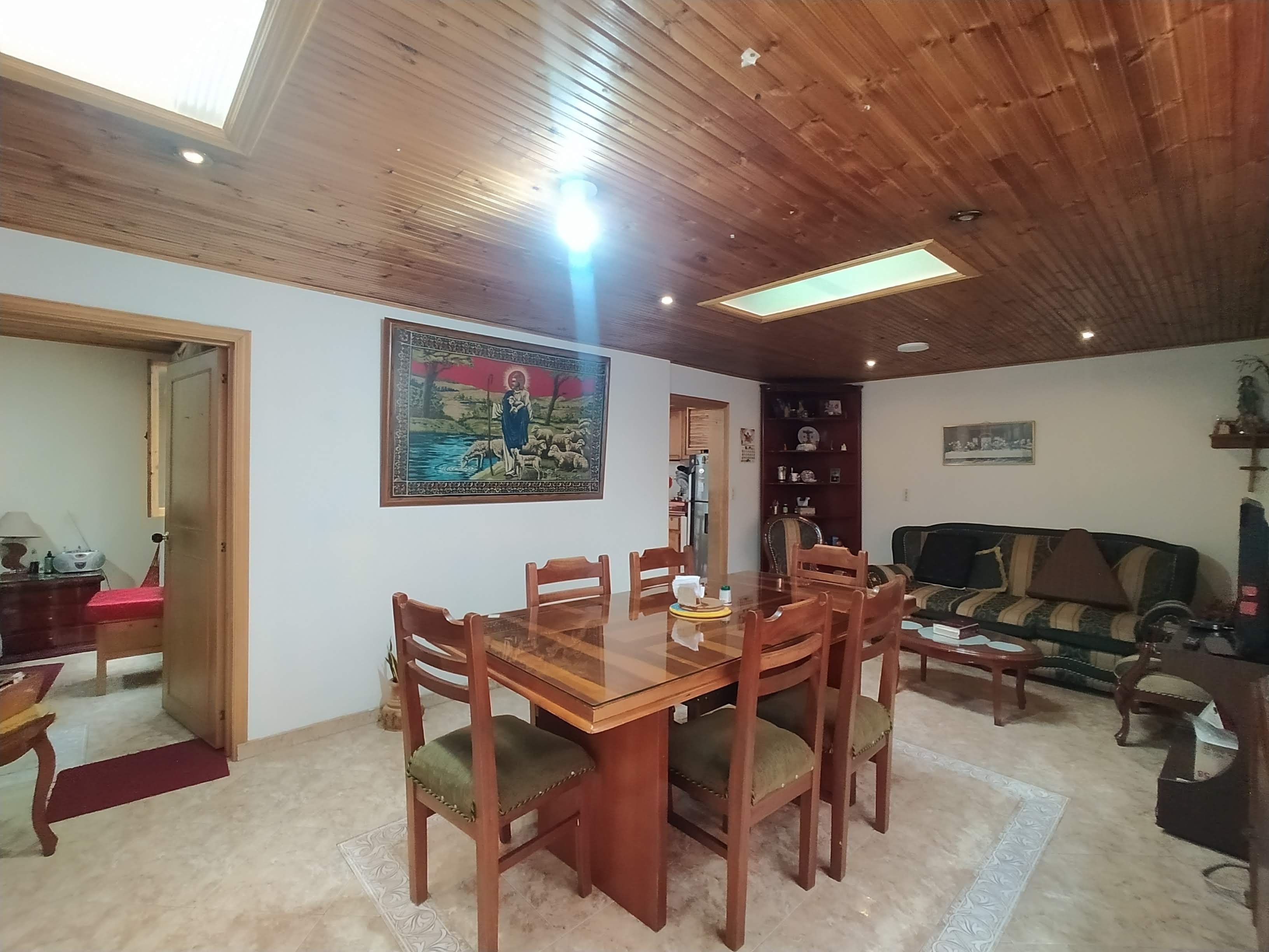 Casa en venta en Las Lomas, Bogotá · foto 6 de 24