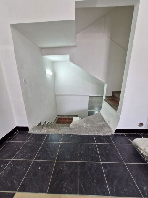 Bodega en venta en Perpetuo Socorro, Medellín, 742 m² · foto 15 de 17
