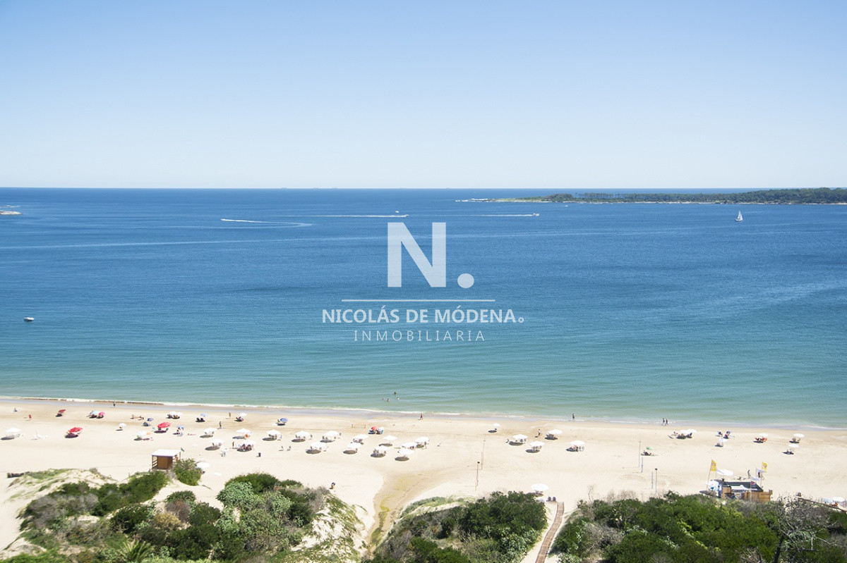 Apartamento en venta en Playa Mansa