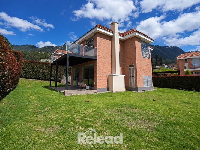 Casa de 3 alcobas en venta en Chuntame, Cajicá, 208 m² · foto 14 de 24