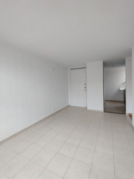 Apartamento en venta en Ub. Sabana De Tibabuyes, Bogotá · foto 3 de 13