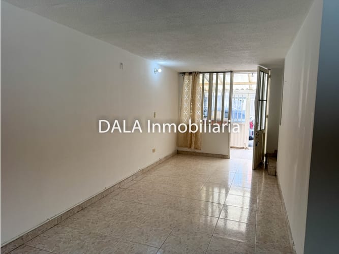 Casa de 3 alcobas en venta en Rio Frio, Chía, 59 m² · foto 6 de 22