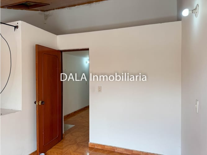 Casa de 3 alcobas en venta en Rio Frio, Chía, 59 m² · foto 17 de 22