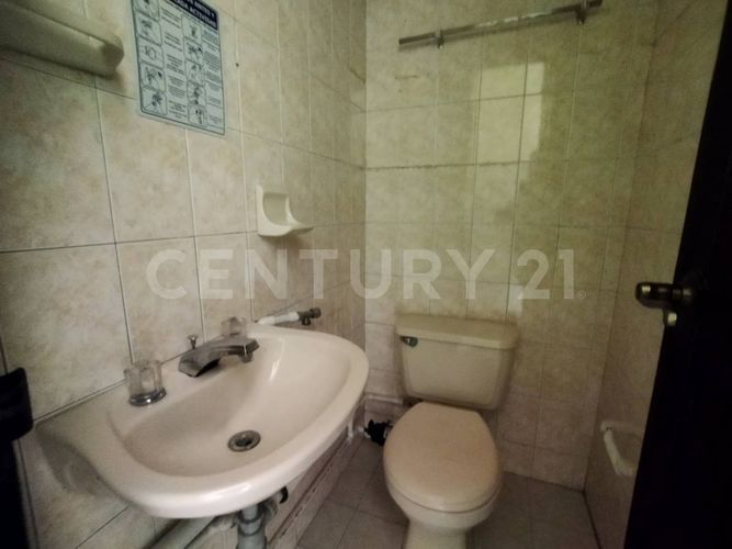 Casa de 6 alcobas en venta en Nuevo Kennedy, Bogotá, 358 m² · foto 4 de 24