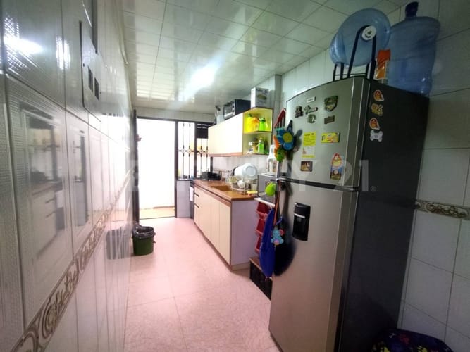 Casa de 6 alcobas en venta en Nuevo Kennedy, Bogotá, 358 m² · foto 13 de 24