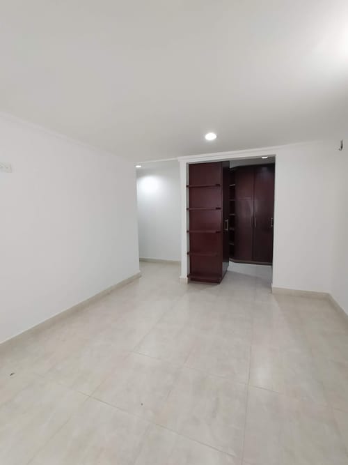 Apartamento de 3 alcobas en venta en Santa Barbara, Bogotá, 135 m² · foto 17 de 24
