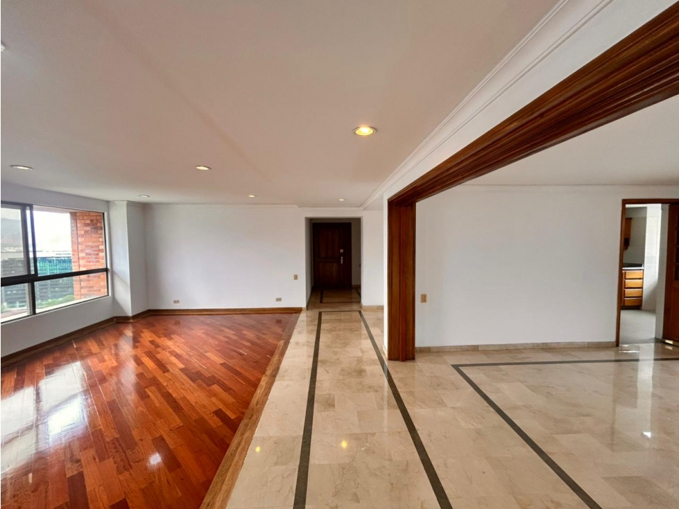 Apartamento en arriendo en El Poblado, Medellín · foto 5 de 16