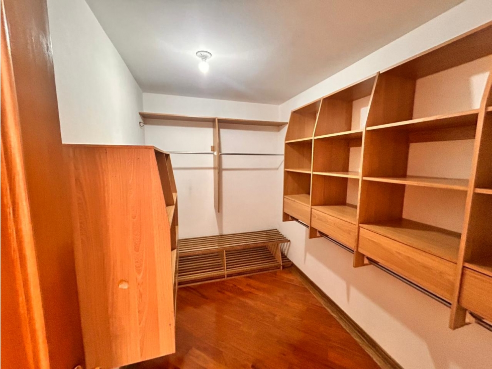 Apartamento en arriendo en El Poblado, Medellín · foto 8 de 16
