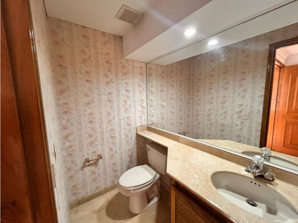 Apartamento en arriendo en El Poblado, Medellín · foto 14 de 16