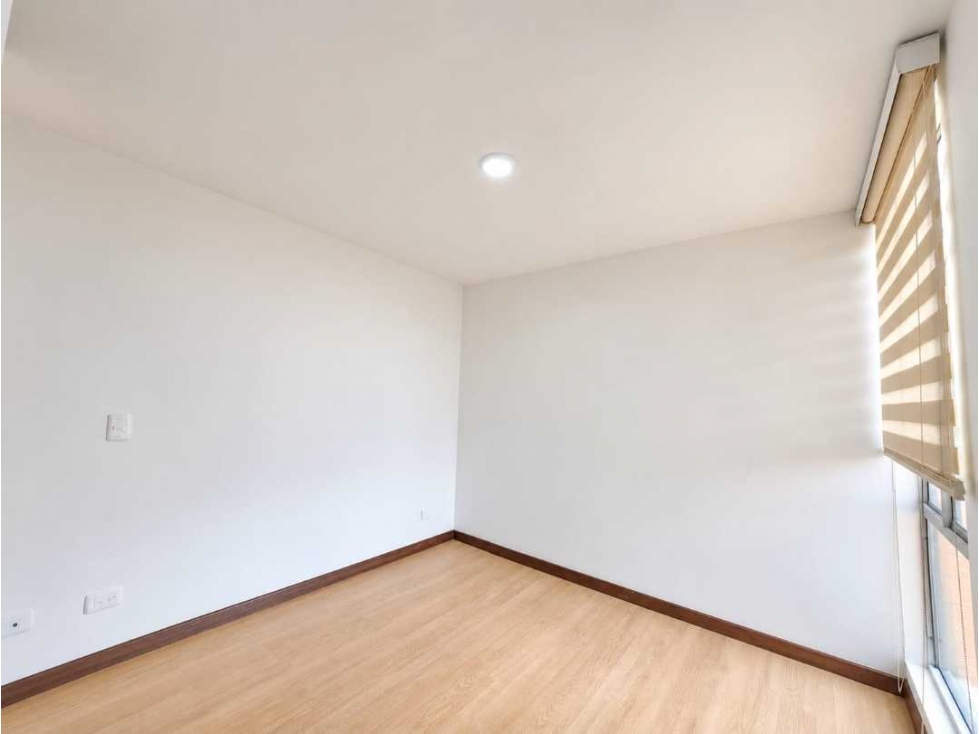Apartamento en venta en Gran Granada, Bogotá · foto 18 de 24