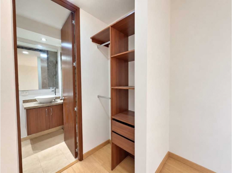 Apartamento en venta en Gran Granada, Bogotá · foto 19 de 24