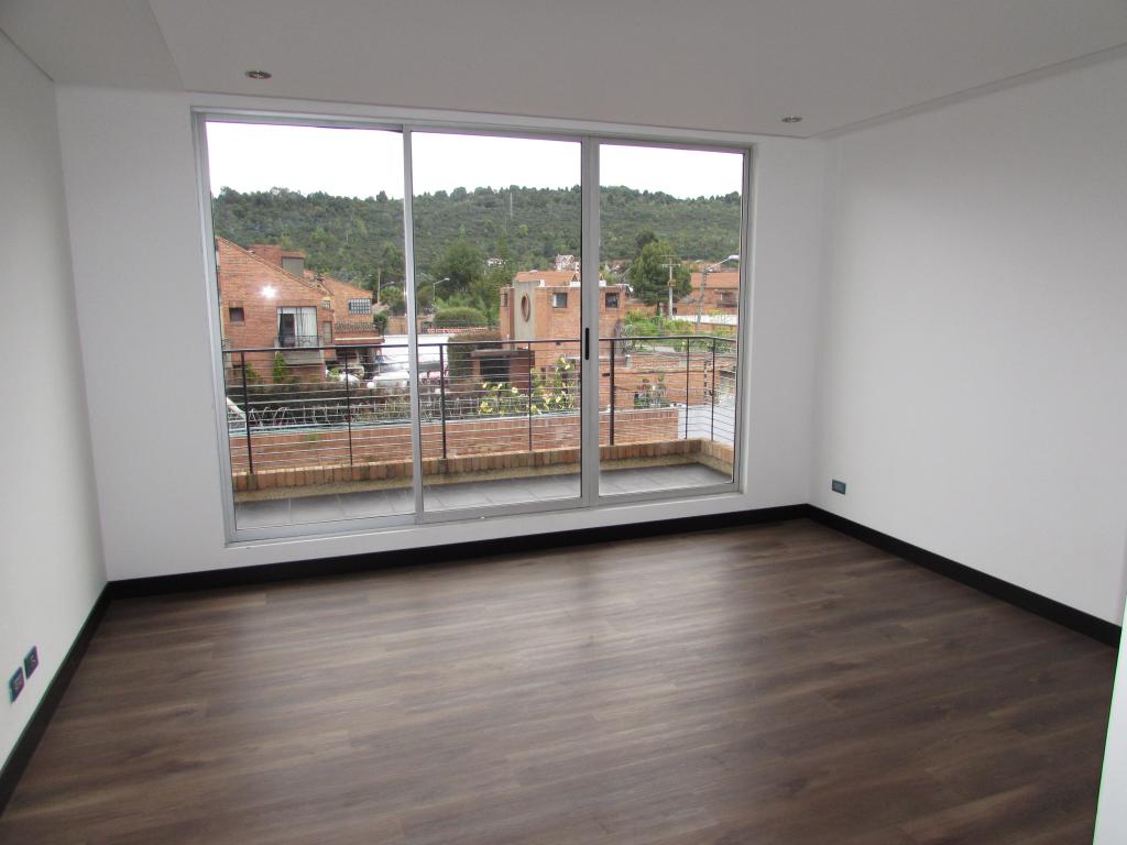 Casa en venta en San Jose De Bavaria, Bogotá · foto 24 de 24