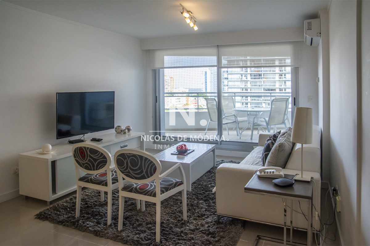 Apartamento en Alquiler · Foto 3