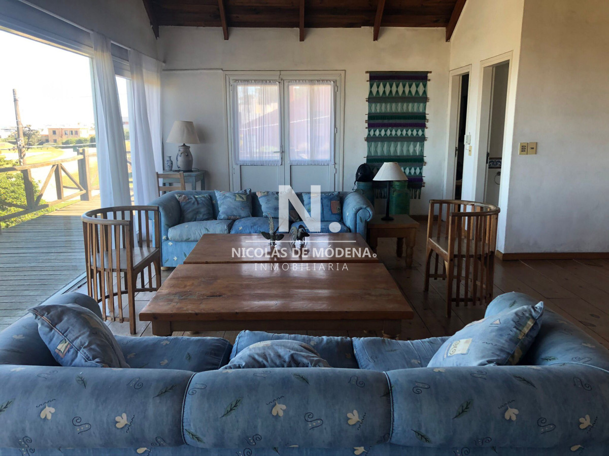 Casa en Alquiler · Foto 2