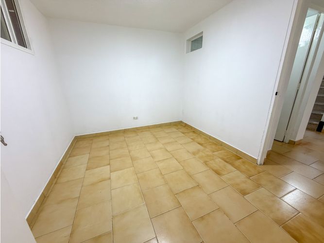 Casa de 6 alcobas en venta en Barrios Unidos, Bogotá, 250 m² · foto 5 de 21