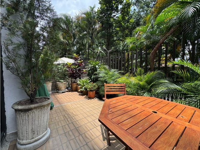 Apartamento de 4 alcobas en venta en El Poblado, Medellín, 249 m² · foto 24 de 24