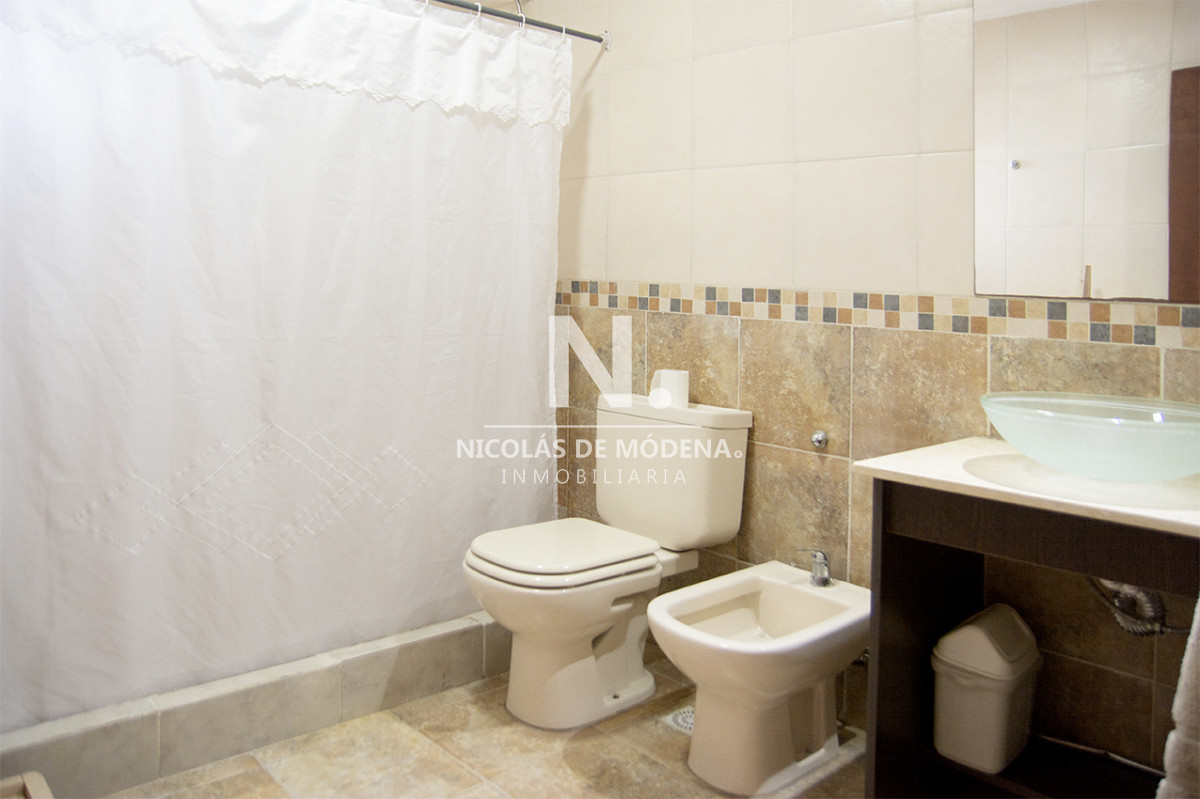Casa en Alquiler · Foto 9