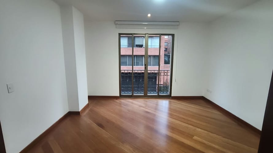 Apartamento de 3 alcobas en venta en Chico Norte, Bogotá, 220 m² · foto 23 de 24