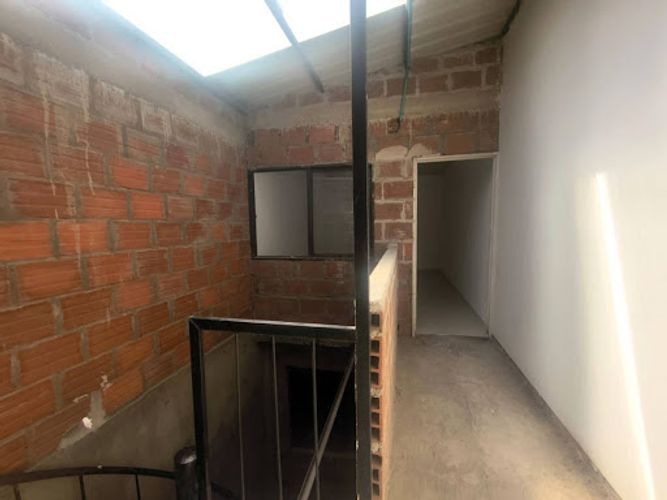 Apartamento de 2 alcobas en arriendo en La Esperanza, Cali, 75 m² · foto 9 de 14