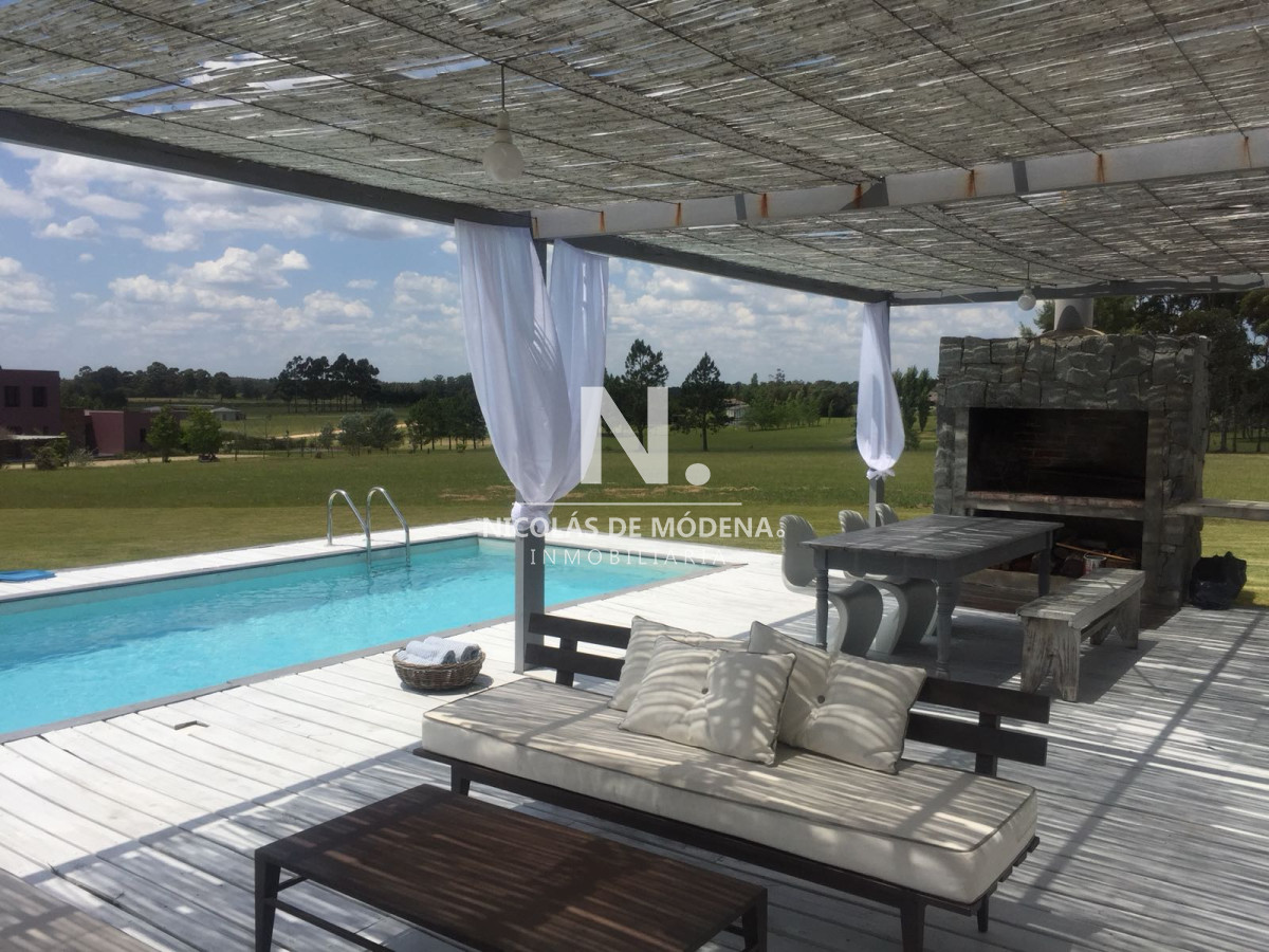Casa en Alquiler · Foto 3