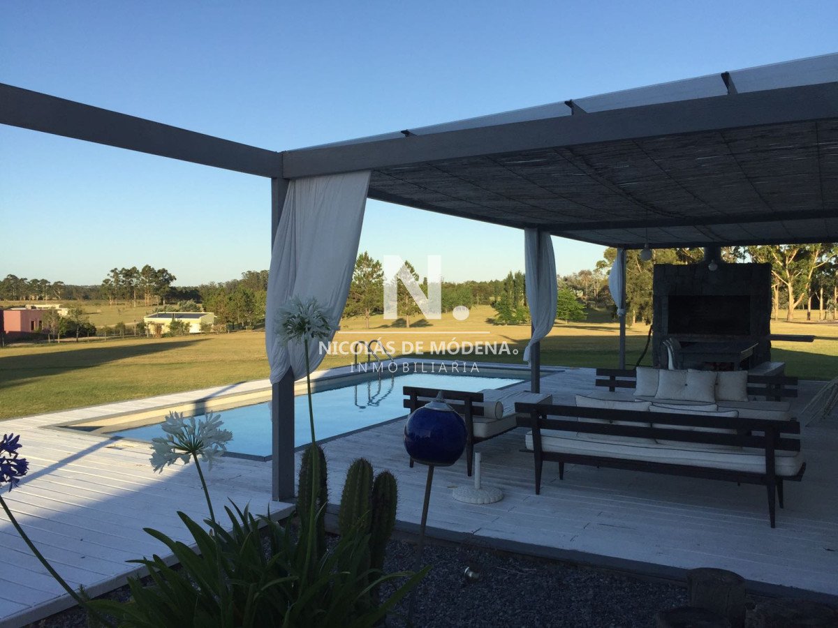 Casa en Alquiler · Foto 4
